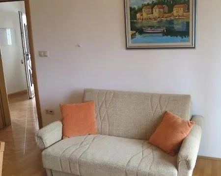 Apartmani Slavica Malinska