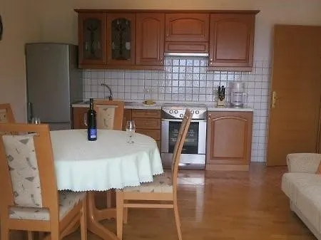 Apartmani Slavica Apartment *
